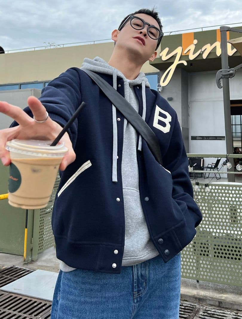 スタジャン 青 伝統的レター装飾学院風ジャケット