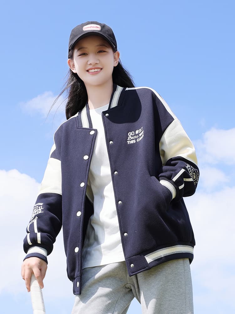 スタジャン 青 季節感あふれる学生風スポーティーな上着