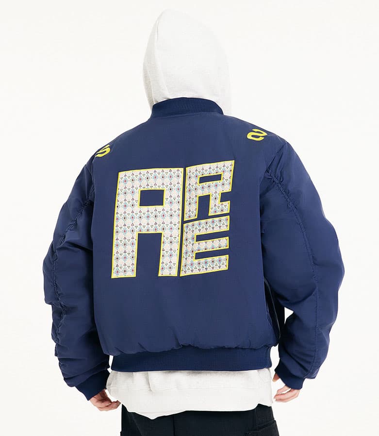 男女兼用文字刺繍中綿スタジャン青