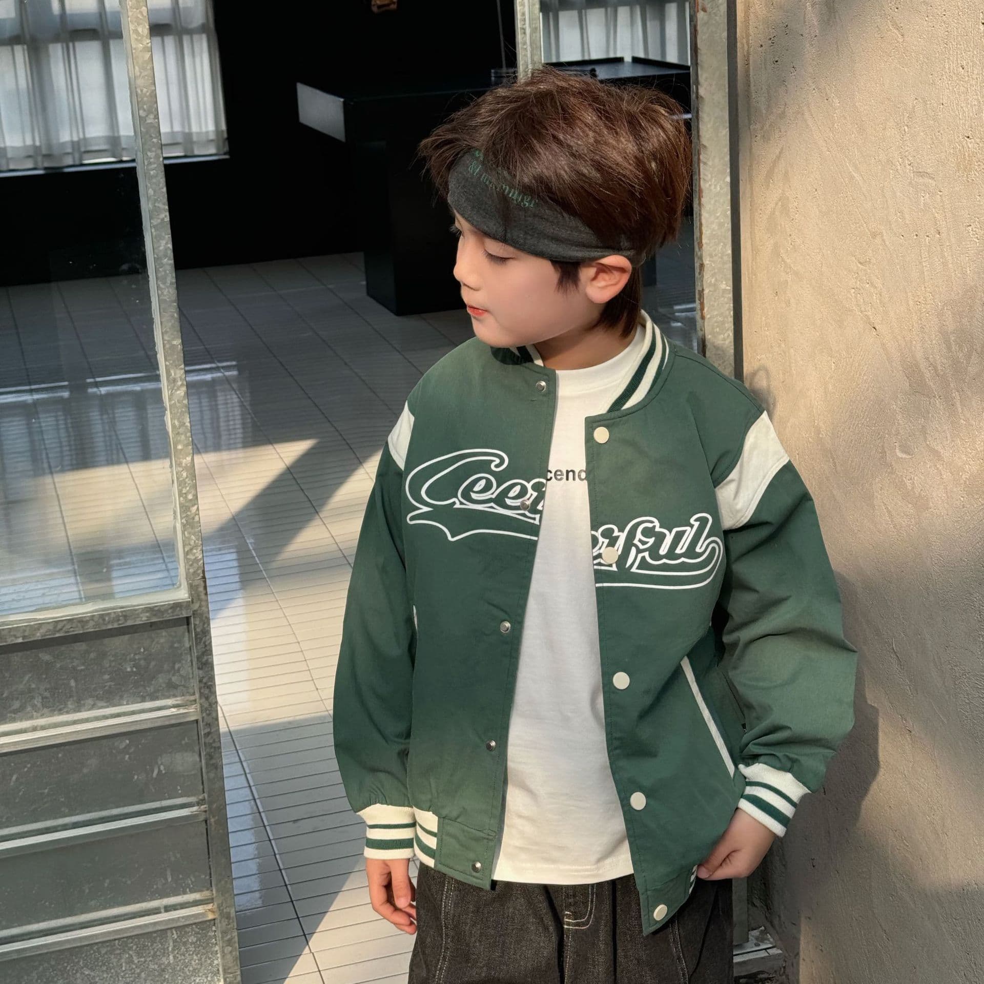 スタジャン 緑 シンプル学園風ストリート野球ジャケット