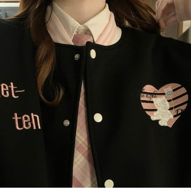 甘辛配色ハート刺繍スタジャン風ジャケット